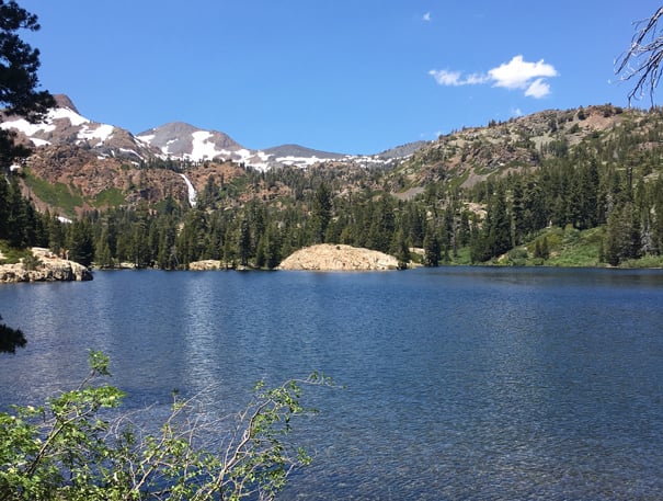 Desolation Wilderness backpacking Grass Lake